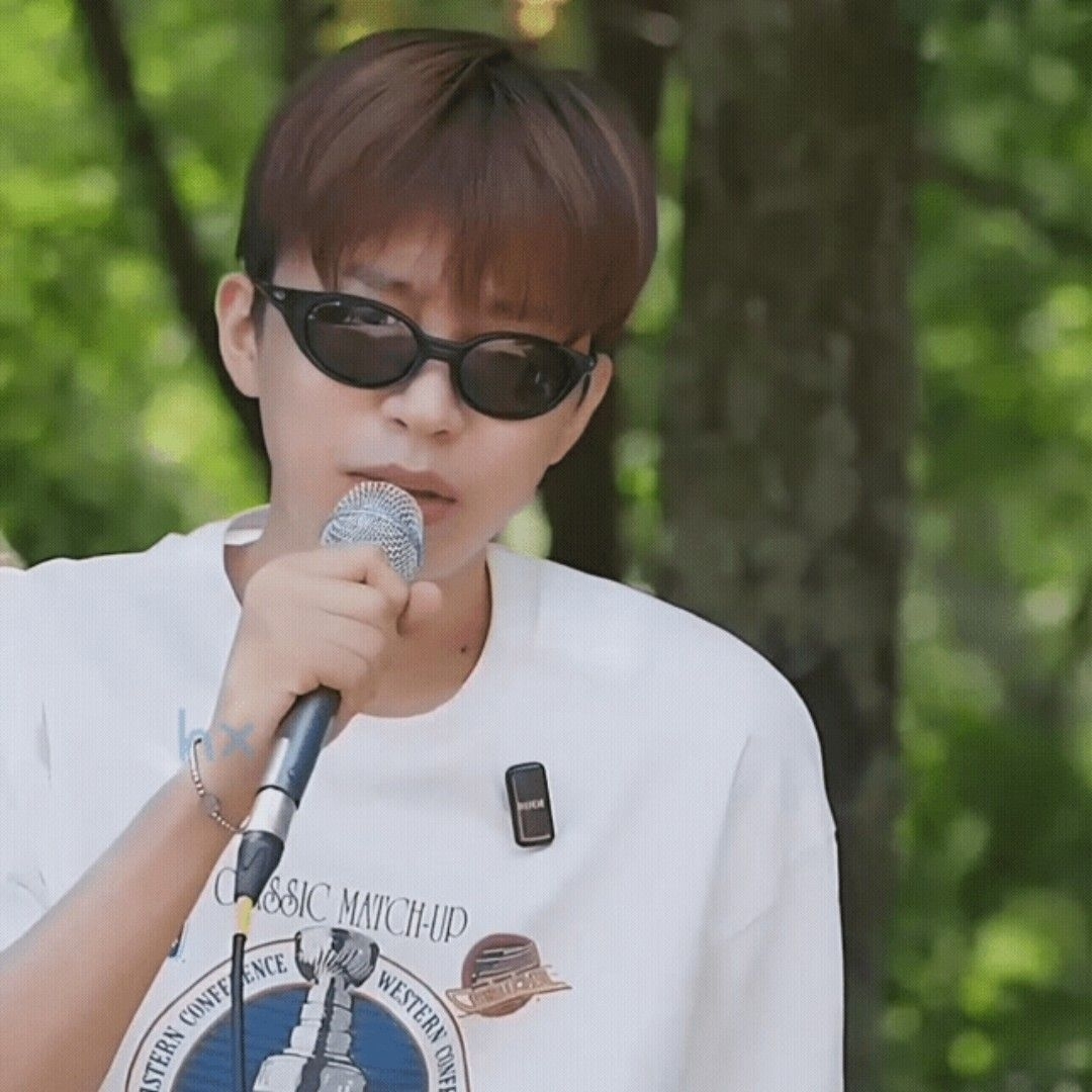 Momen yang diabadikan oleh penggemar Lim Youngwoong