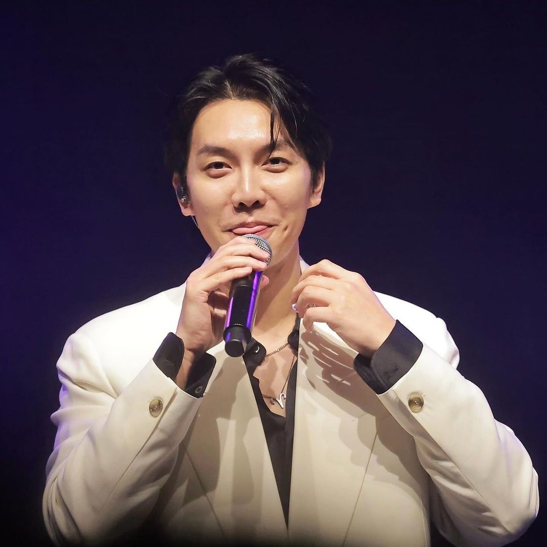 Foto terbaru dari Lee Seunggi