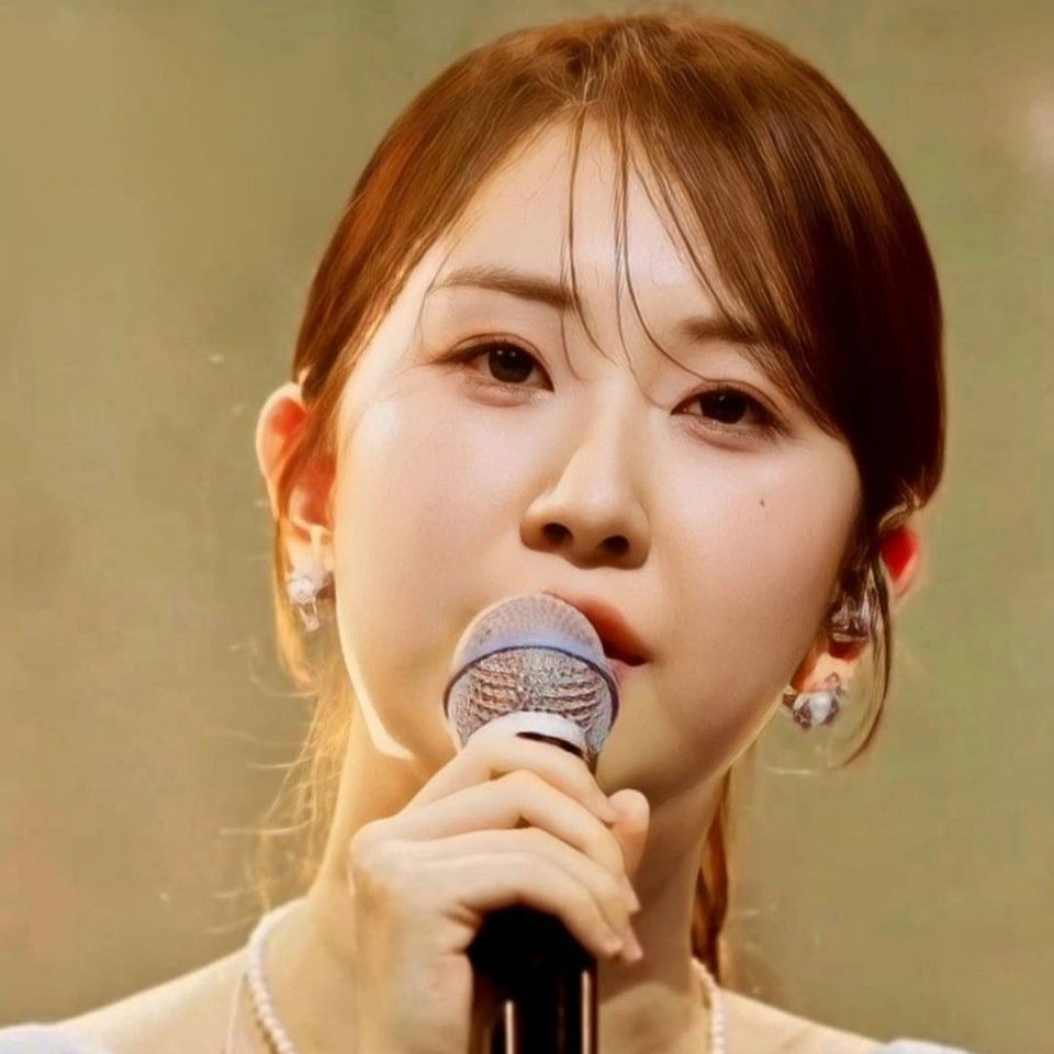 Recent activity shot of Jeon Yujin