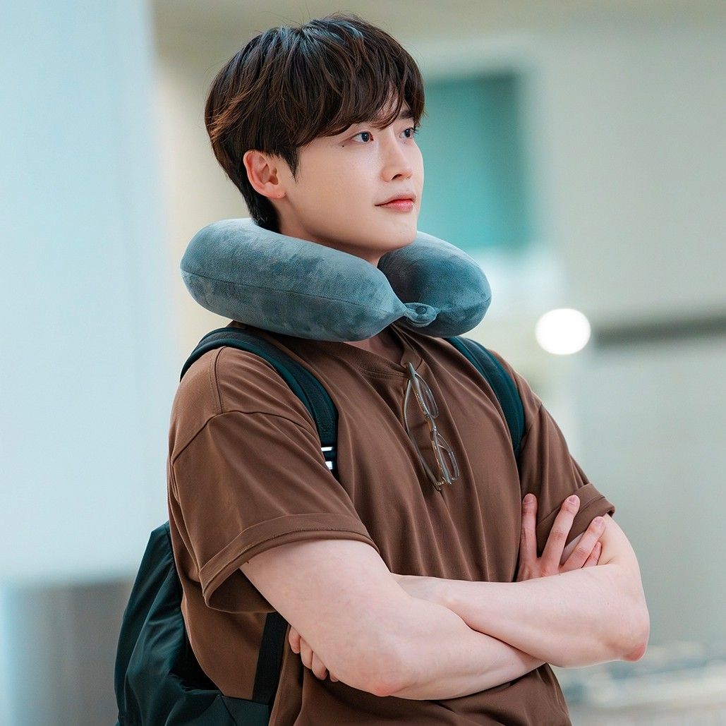 Recent activity shot of Lee Jongsuk