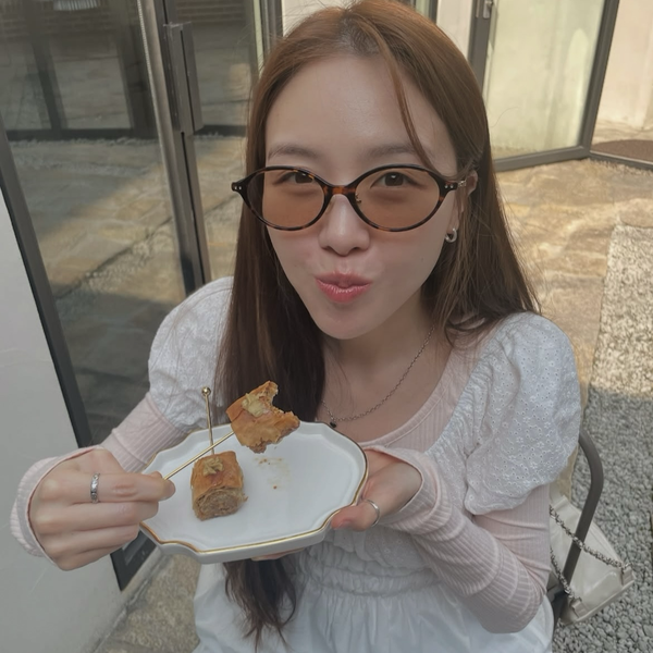 Popular profile image of Minah selected by vote