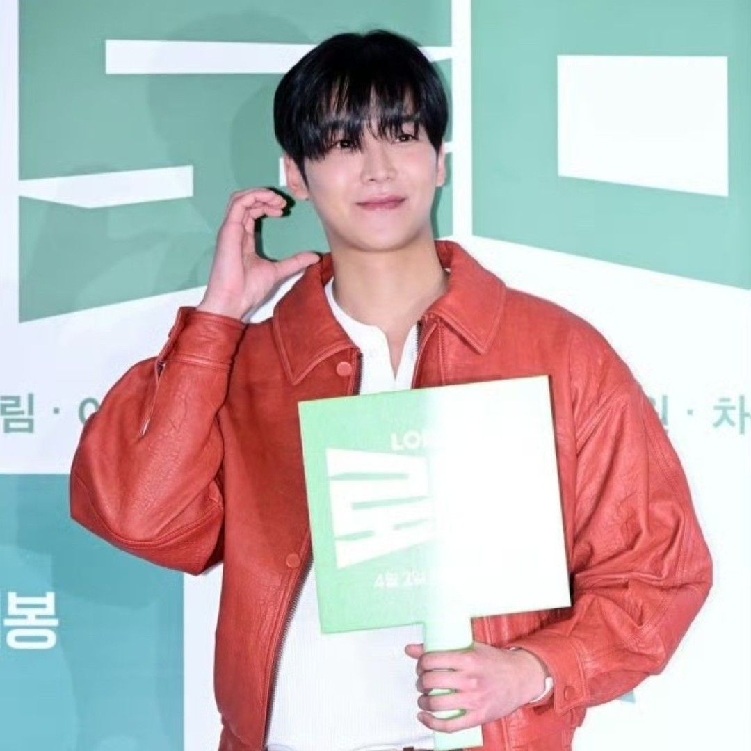 Behind-the-scenes cut of Rowoon