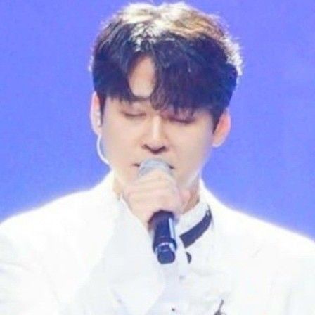 Behind-the-scenes cut of Lee Solomon