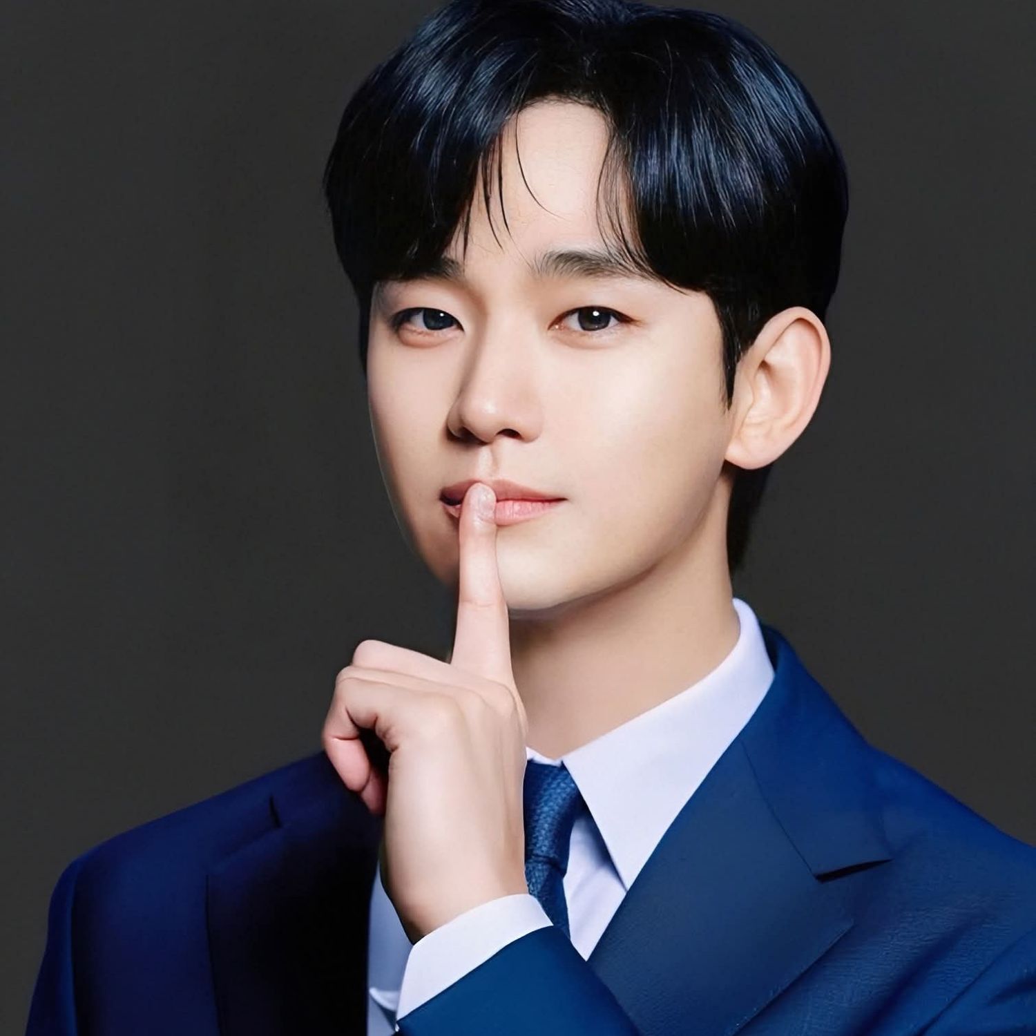 Behind-the-scenes cut of Kim Soohyun