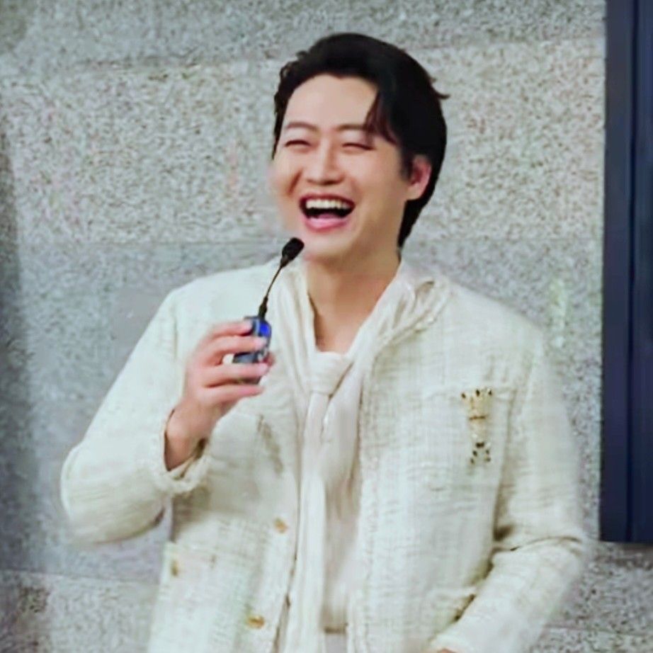 Latest photo of Min Soohyun