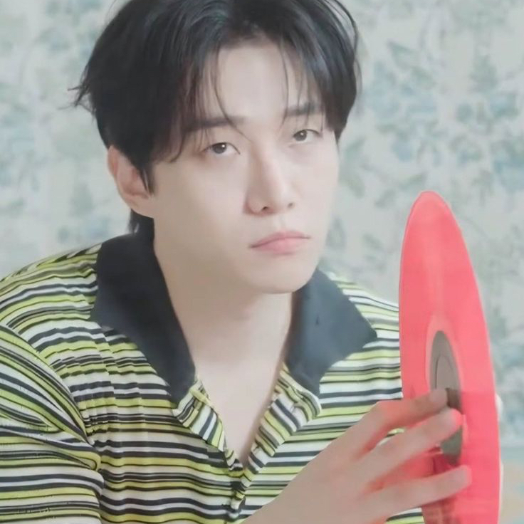 Foto kegiatan terbaru dari Lee Junho