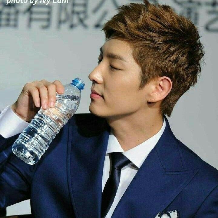 李準基的最新照片