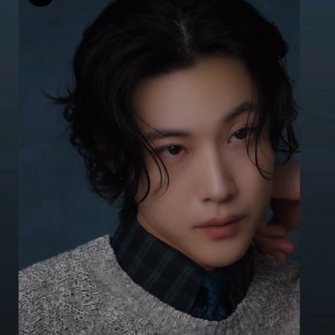 A moment captured by a fan of Lee Jongwon