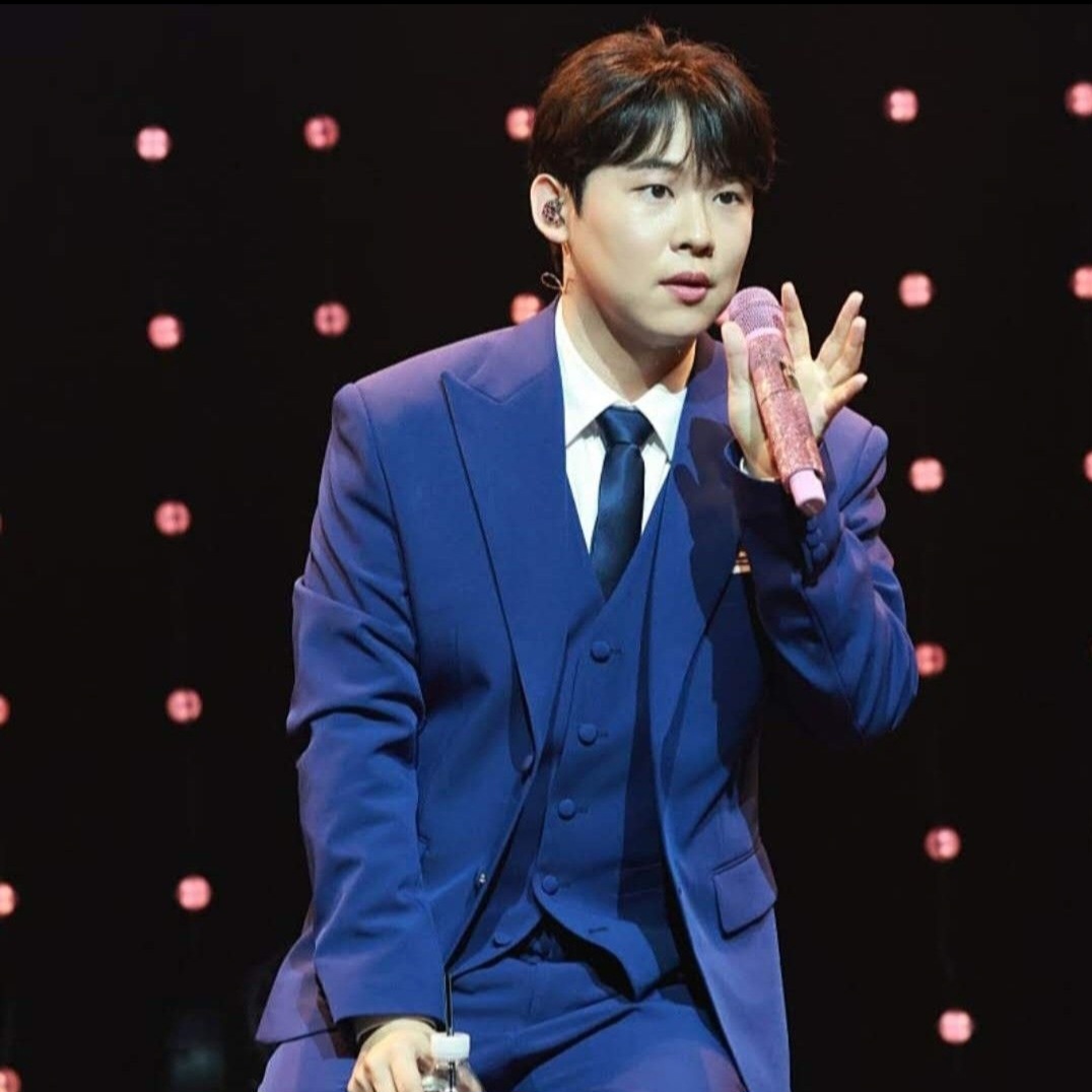 Latest photo of Jinuk