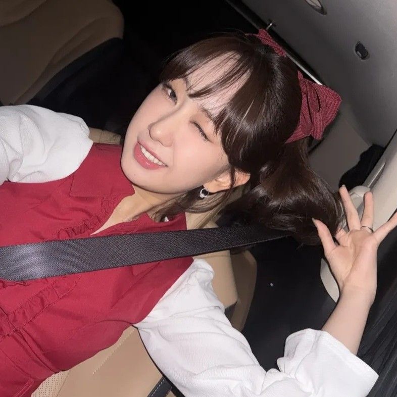 Foto kegiatan terbaru dari Jeon Yujin