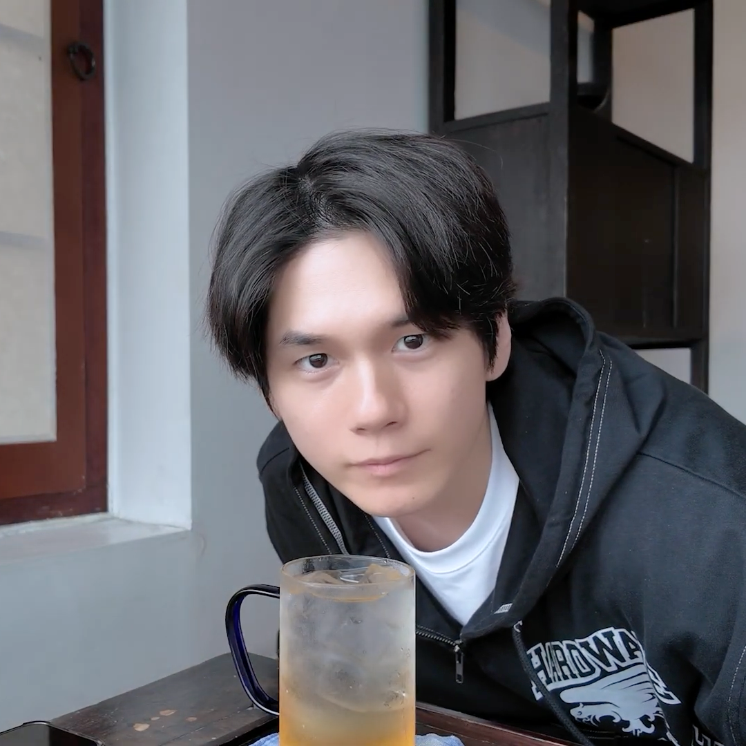 Behind-the-scenes cut of Ong Seongwu