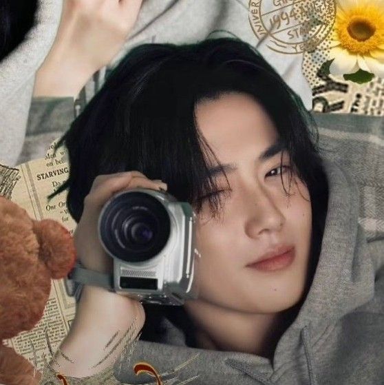 A moment captured by a fan of Suho