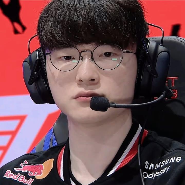 Behind-the-scenes cut of Faker