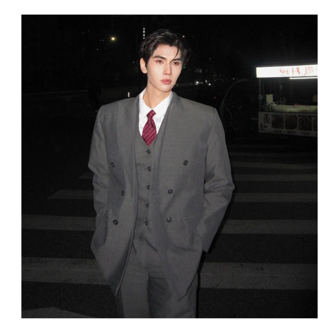 Latest photo of Dunk Natachai Boonprasert