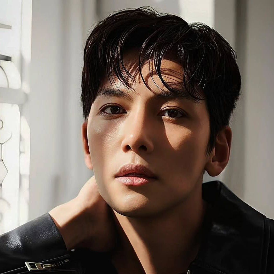 Latest photo of Ji Changwook