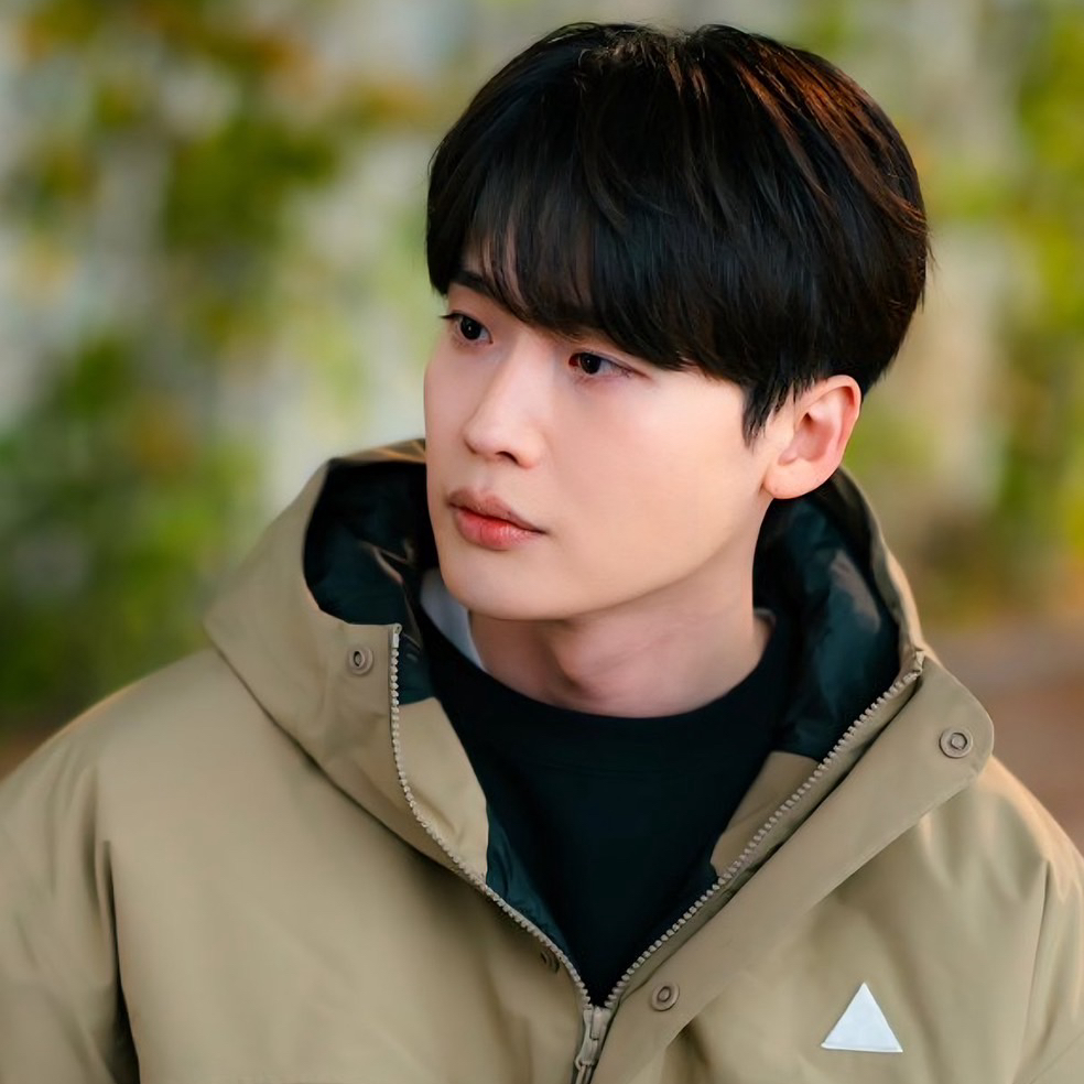 Behind-the-scenes cut of Lee Jongsuk