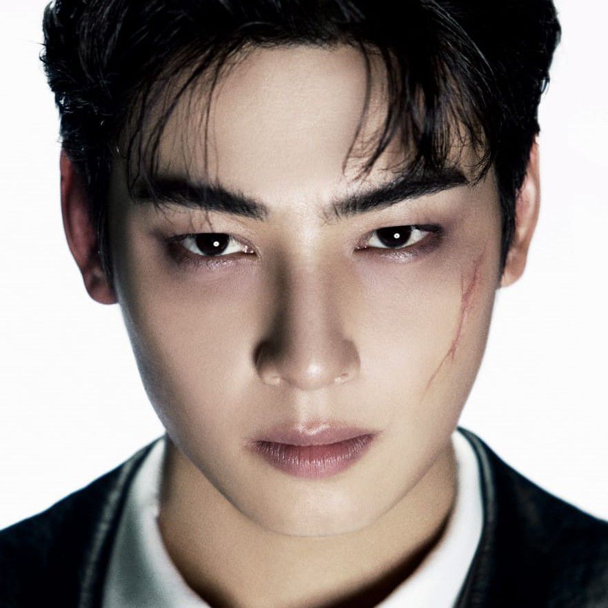 Latest photo of Cha Eunwoo