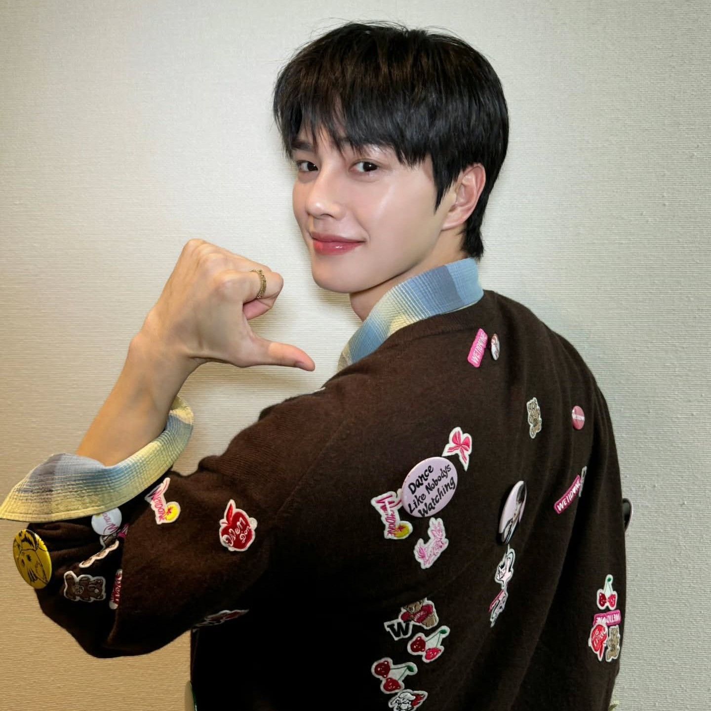 Behind-the-scenes cut of Song Kang