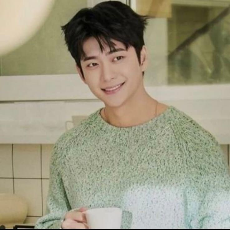 Behind-the-scenes cut of Kang Taeoh