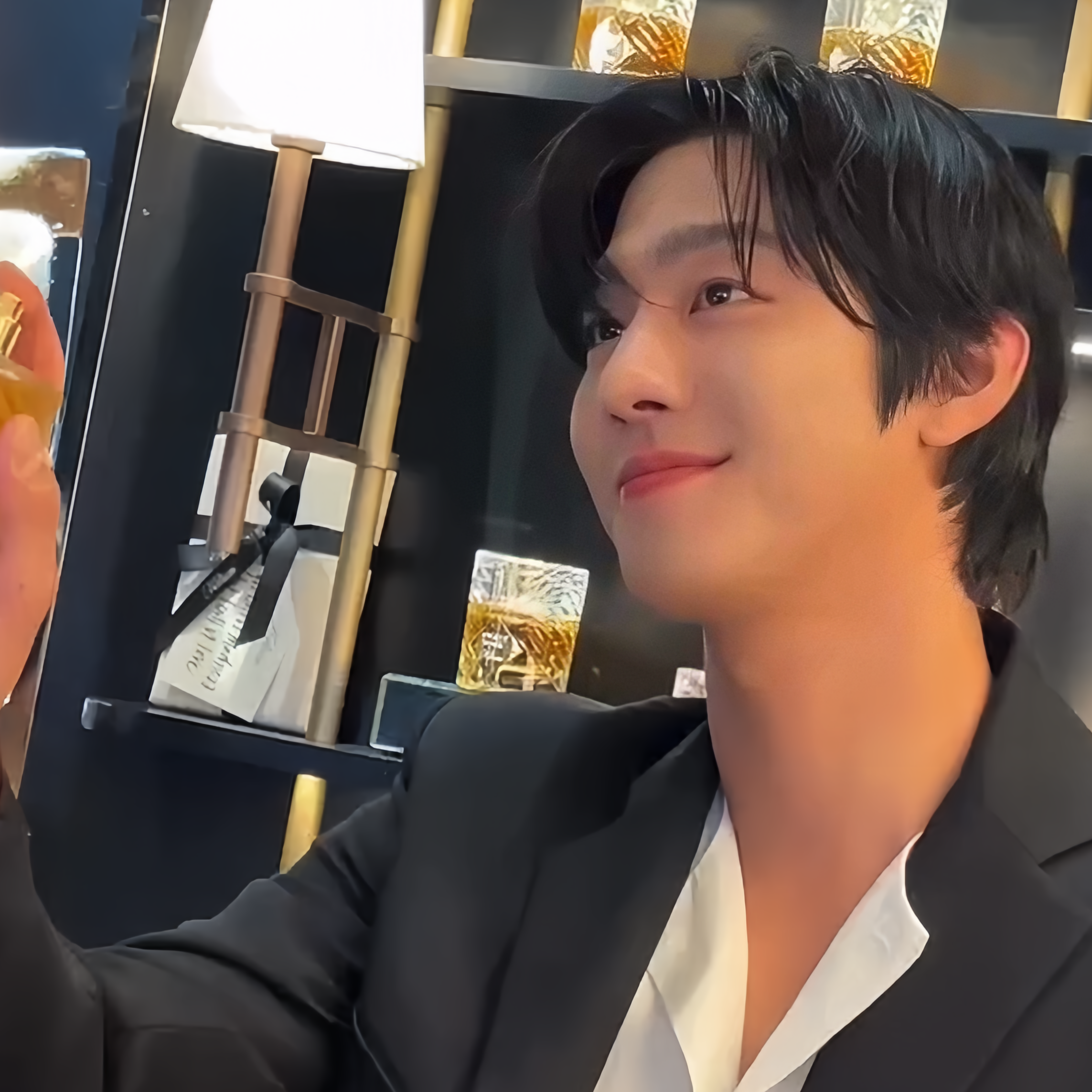 A moment captured by a fan of Ahn Hyoseop