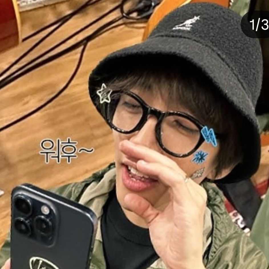 イ・スンユンの最近の活動ショット