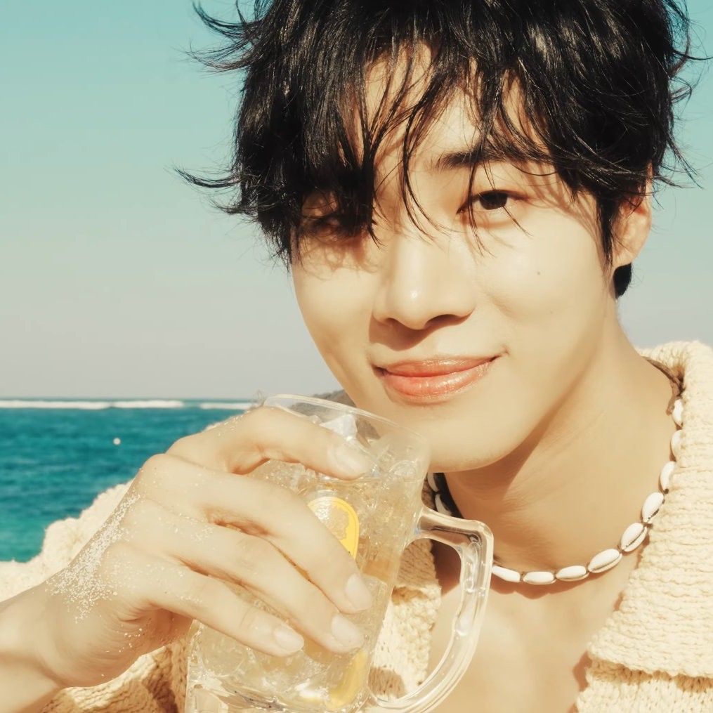 Latest photo of Choo Youngwoo