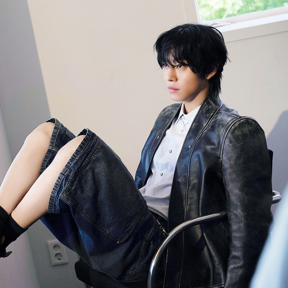 Behind-the-scenes cut of Ahn Hyoseop