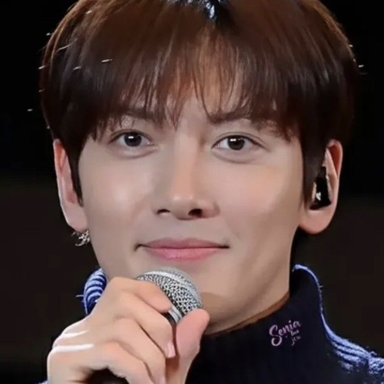 Behind-the-scenes cut of Ji Changwook