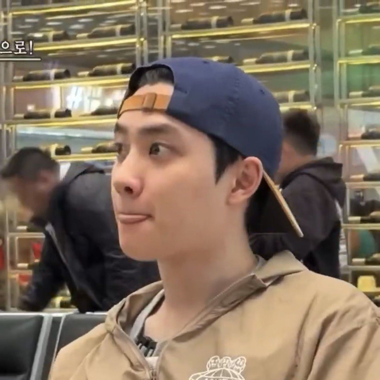 粉絲拍下的都暻秀 (D.O.)瞬間