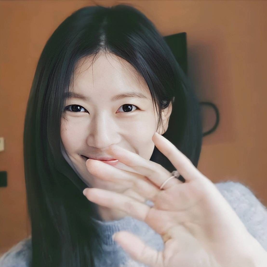 Recent activity shot of Jung Somin