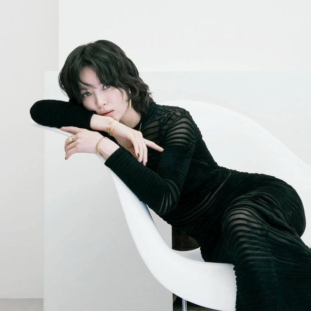 Recent activity shot of Song Hyekyo