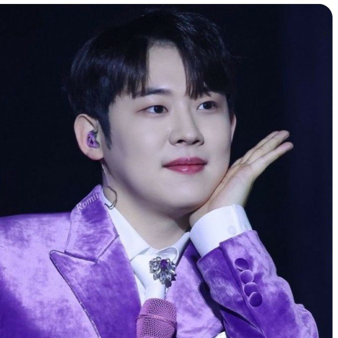 Latest photo of Jinuk