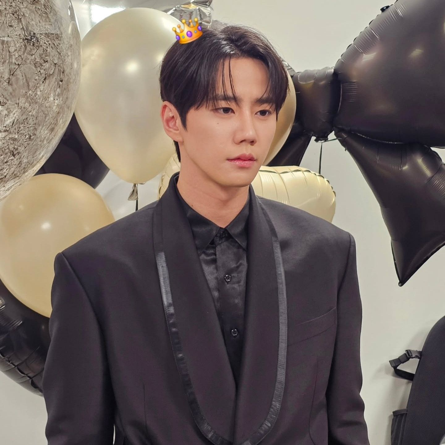 Behind-the-scenes cut of Lee Junyoung