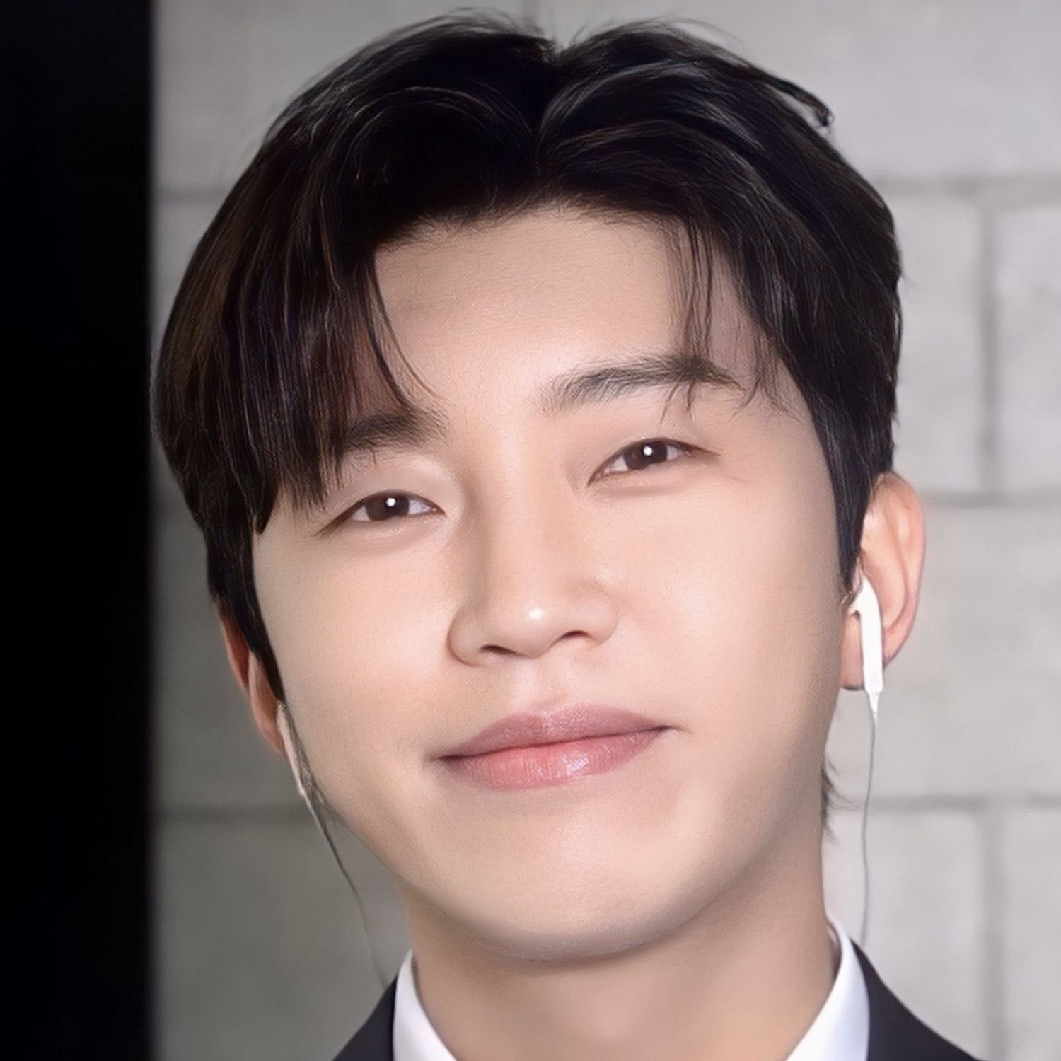 Behind-the-scenes cut of Lim Youngwoong