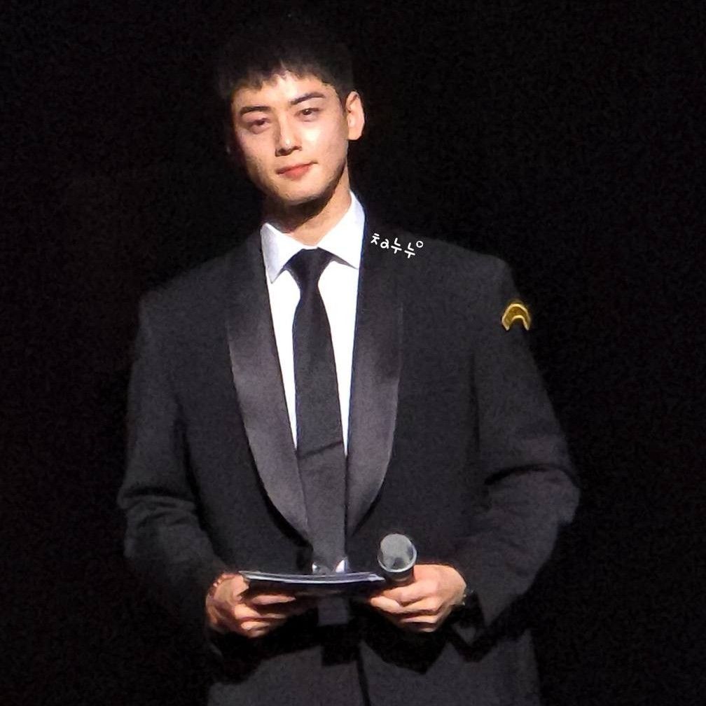 Latest photo of Cha Eunwoo