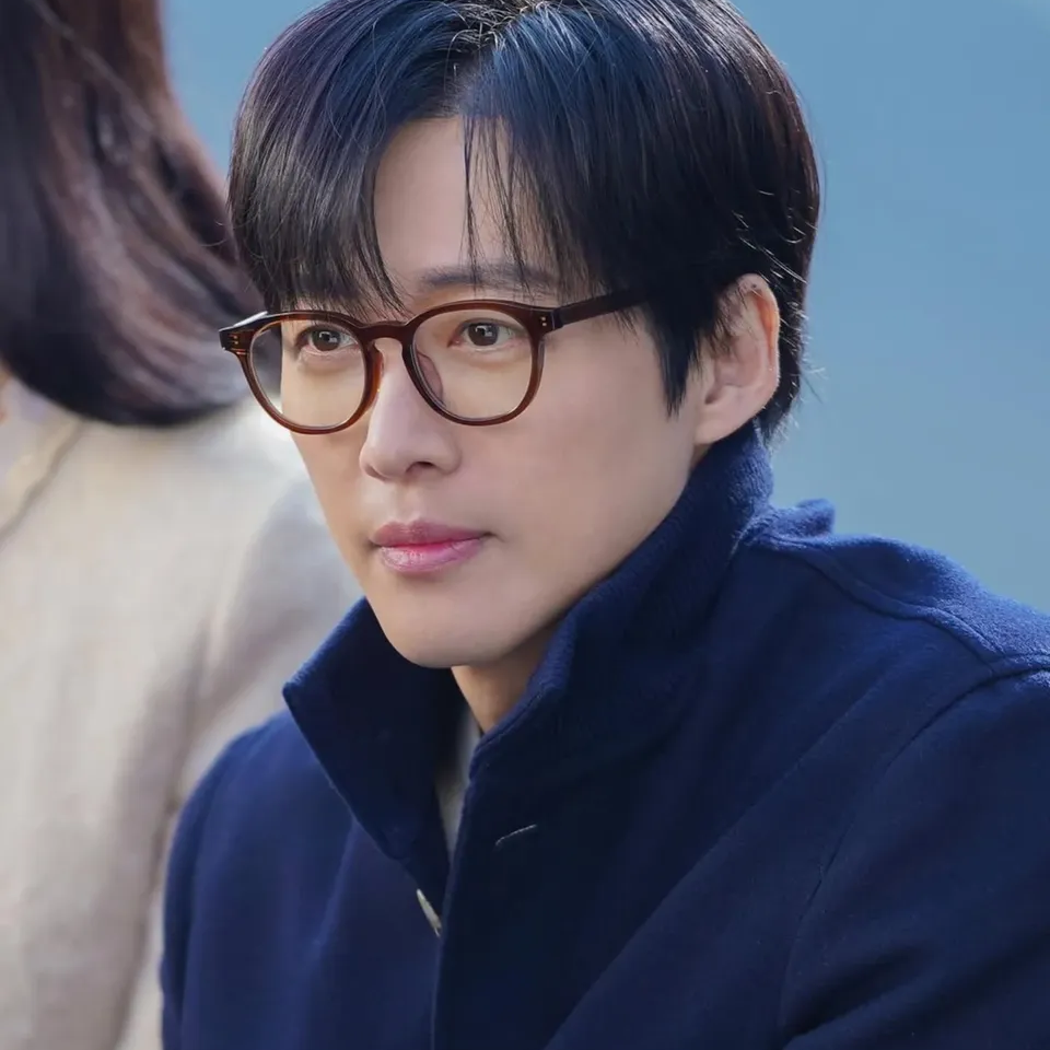 Latest photo of Namkoong Min