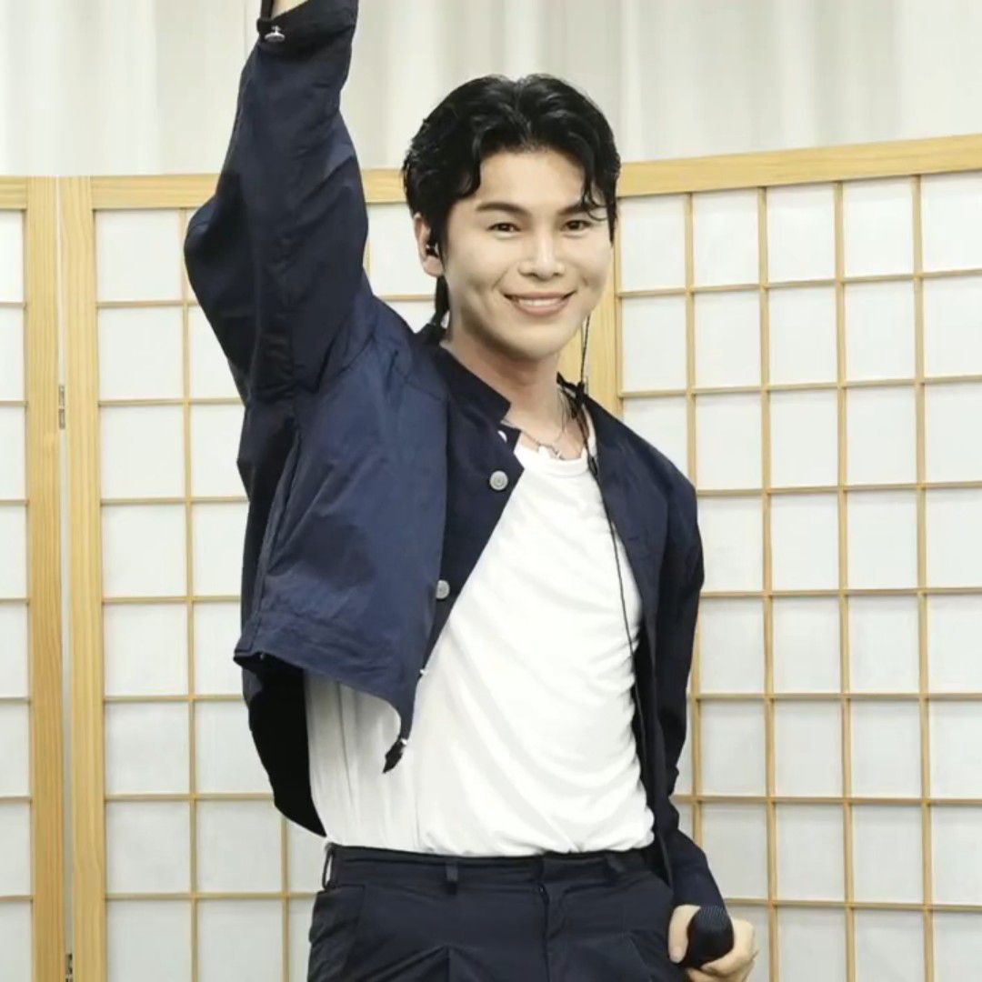 Behind-the-scenes cut of Kim Junsu (1991)