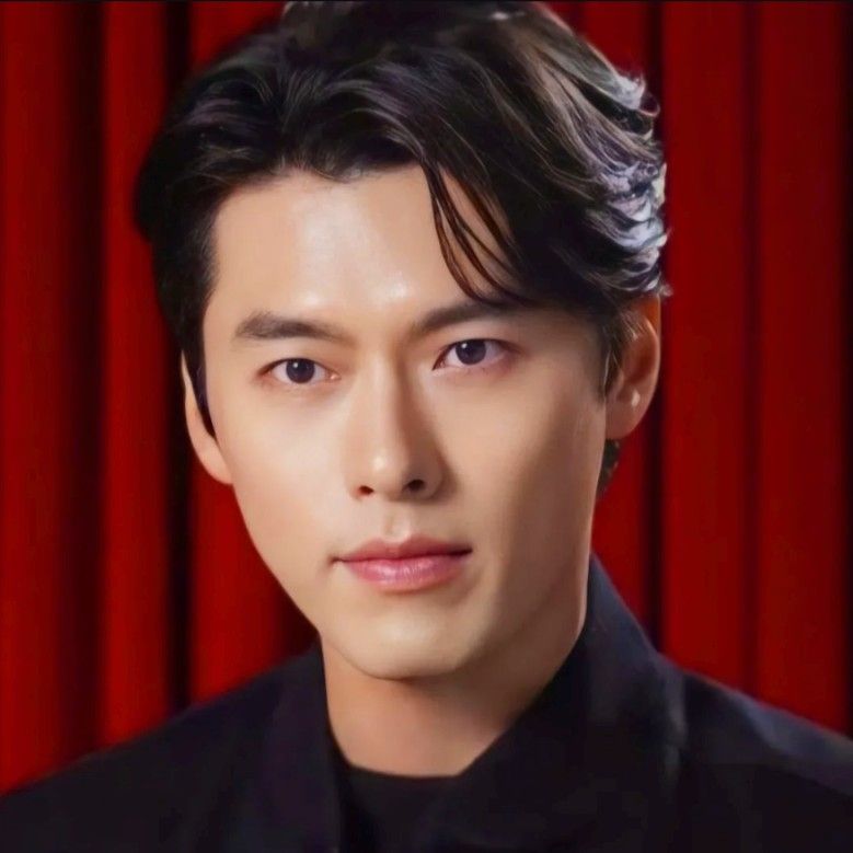 Latest photo of Hyun Bin