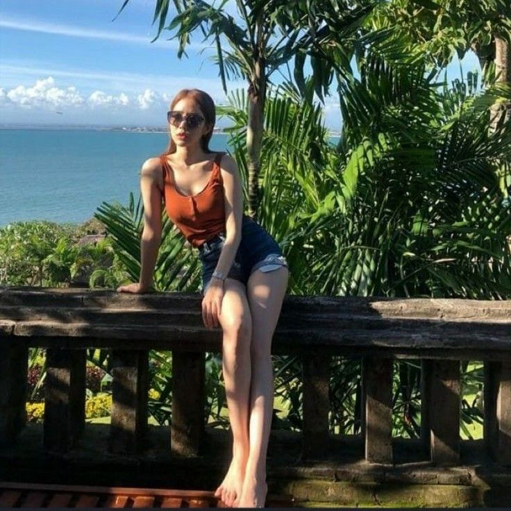 Recent activity shot of Yoo Inna