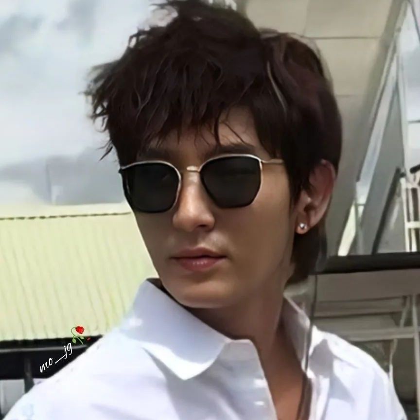 Recent activity shot of Lee Joongi