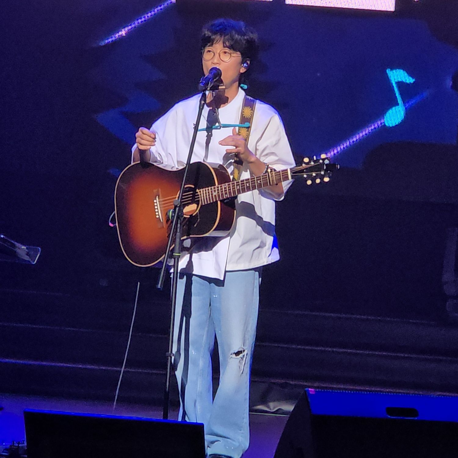 A moment captured by a fan of Bak Changgeun