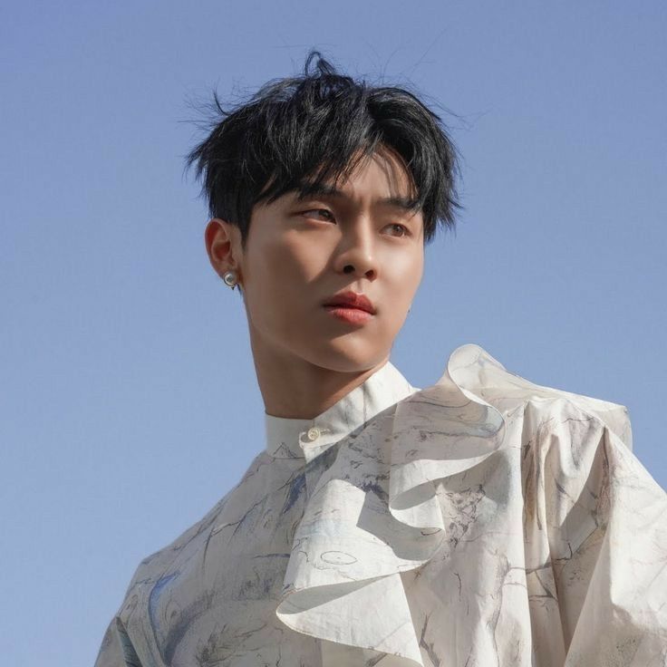 Behind-the-scenes cut of Choi Hyunwook