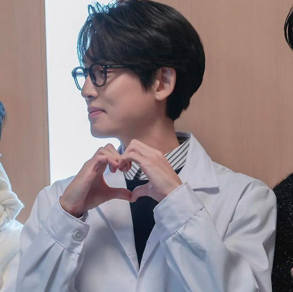Today’s standout profile photo of Jung Kyungho on Choeaedol Celeb