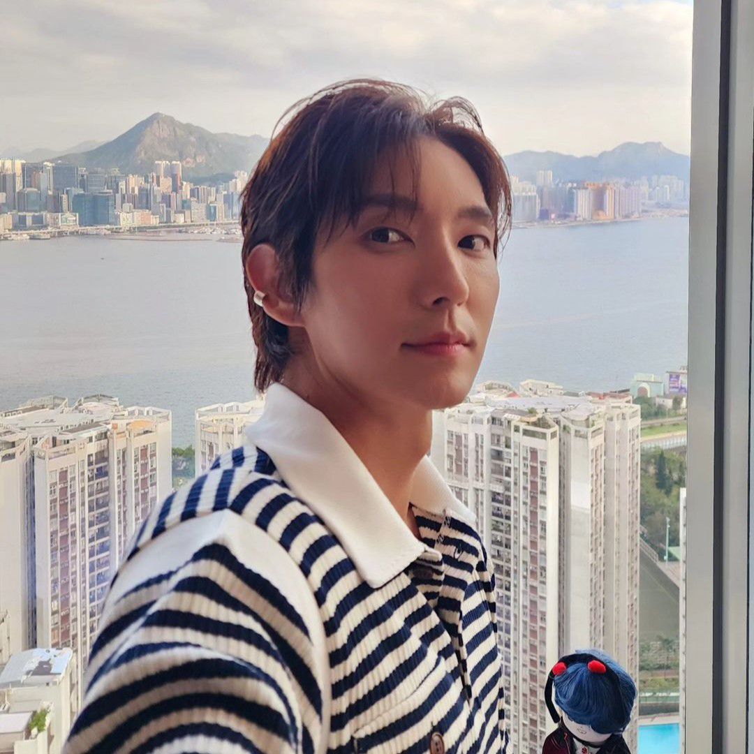A moment captured by a fan of Lee Joongi