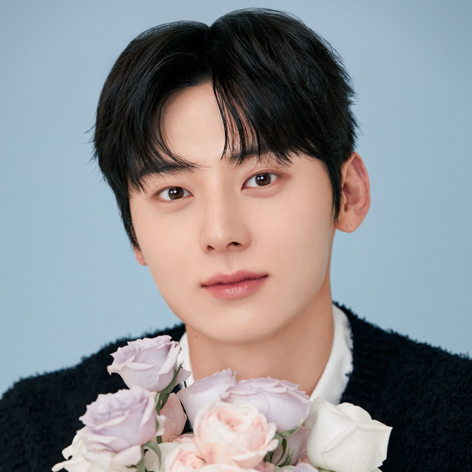 Behind-the-scenes cut of Hwang Minhyun