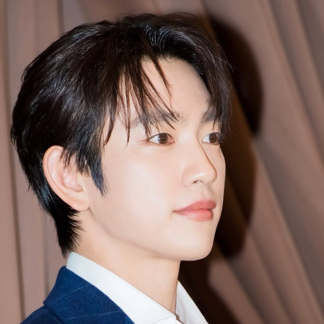 粉絲拍下的朴珍榮瞬間