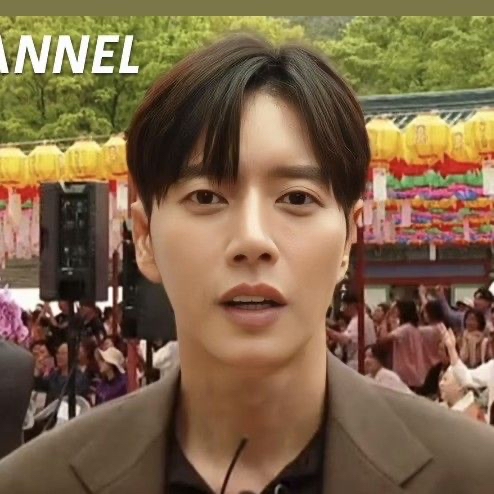 A moment captured by a fan of Park Haejin