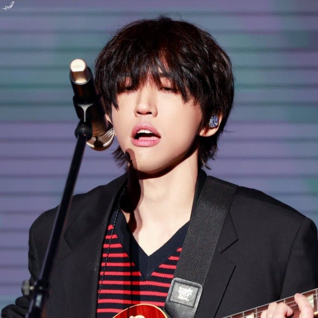 Latest photo of Lee Seungyoon