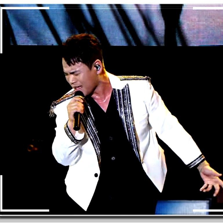 Behind-the-scenes cut of Lee Jung