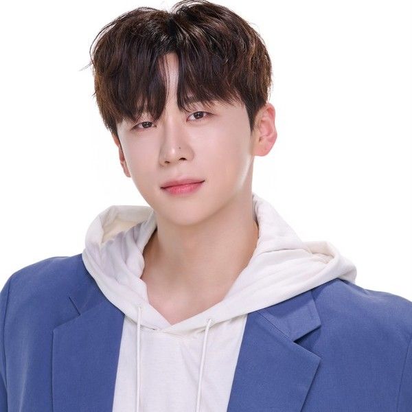 Latest photo of Namgung Jin